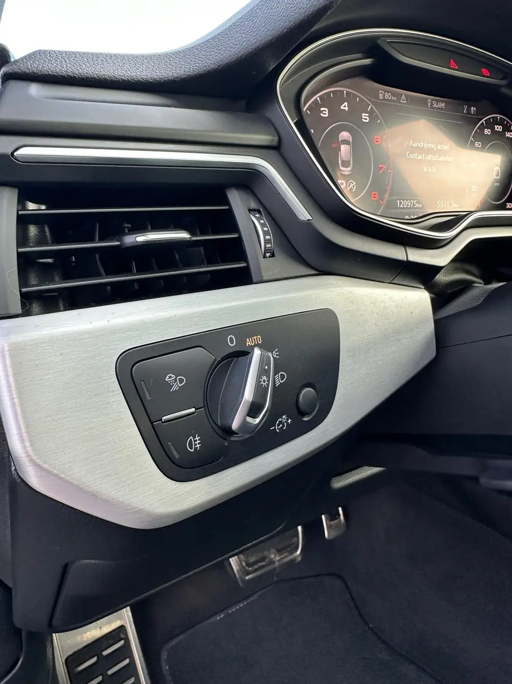 Audi A5 40 TFSI S-line uit 2019, foto 18