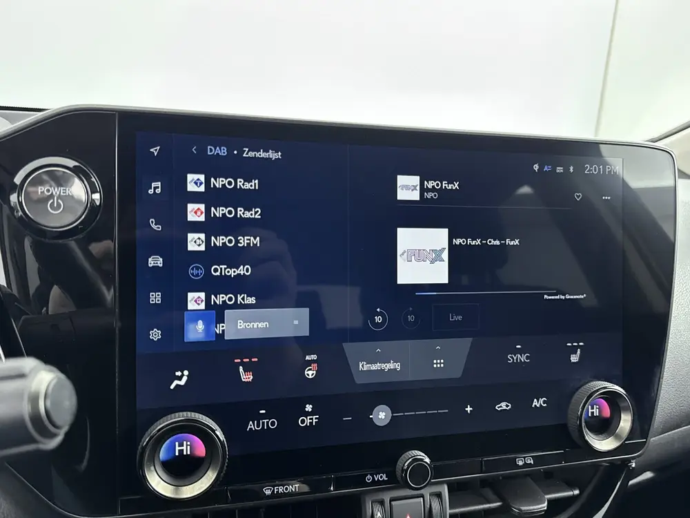 Lexus NX 450h+ AWD Launch Edition uit 2023, foto 19