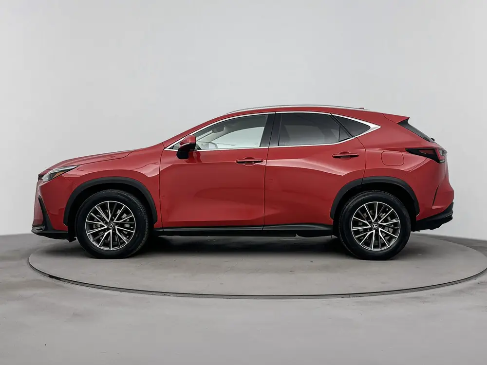 Lexus NX 450h+ AWD Launch Edition uit 2023, foto 3
