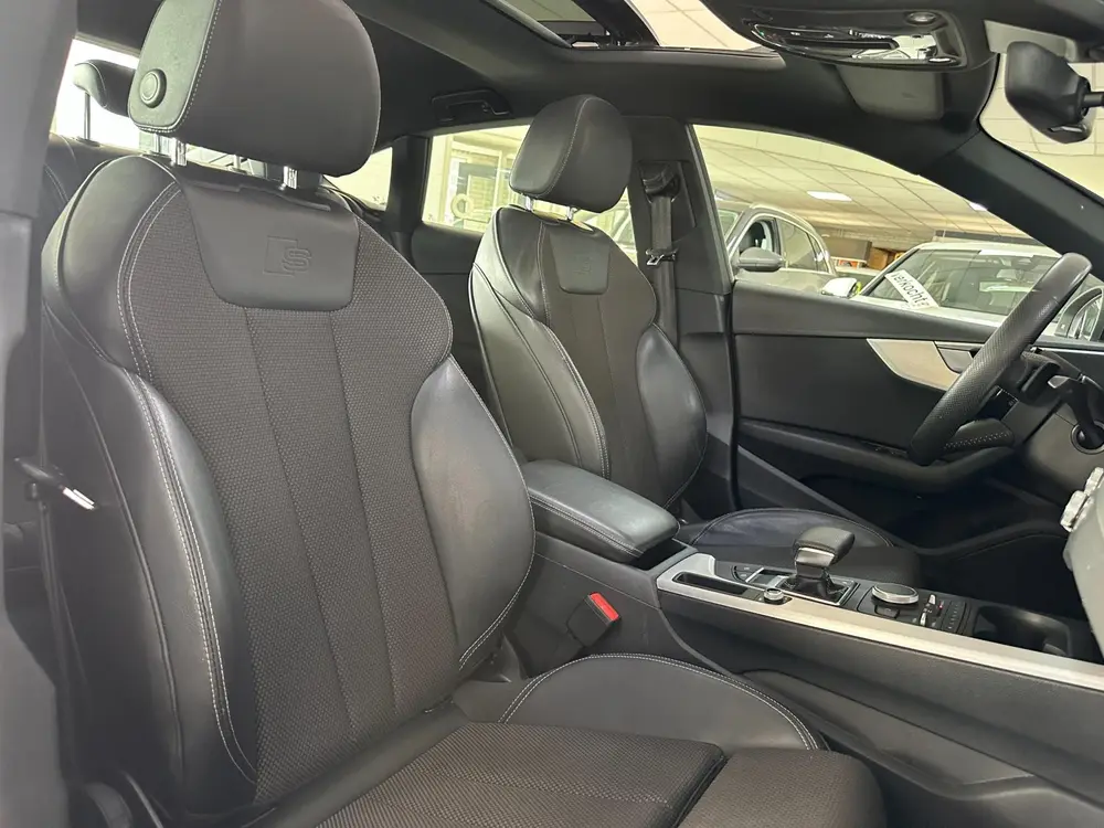 Audi A5 40 TFSI Sport S-line Edition uit 2019, foto 11