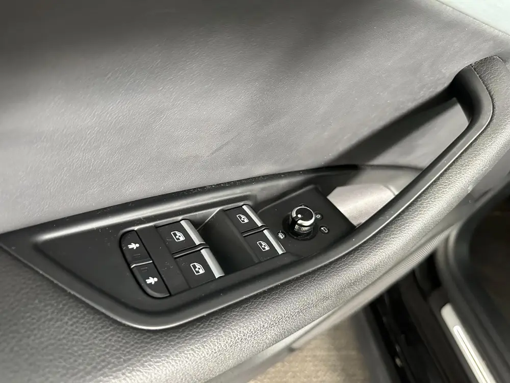 Audi A5 40 TFSI Sport S-line Edition uit 2019, foto 19