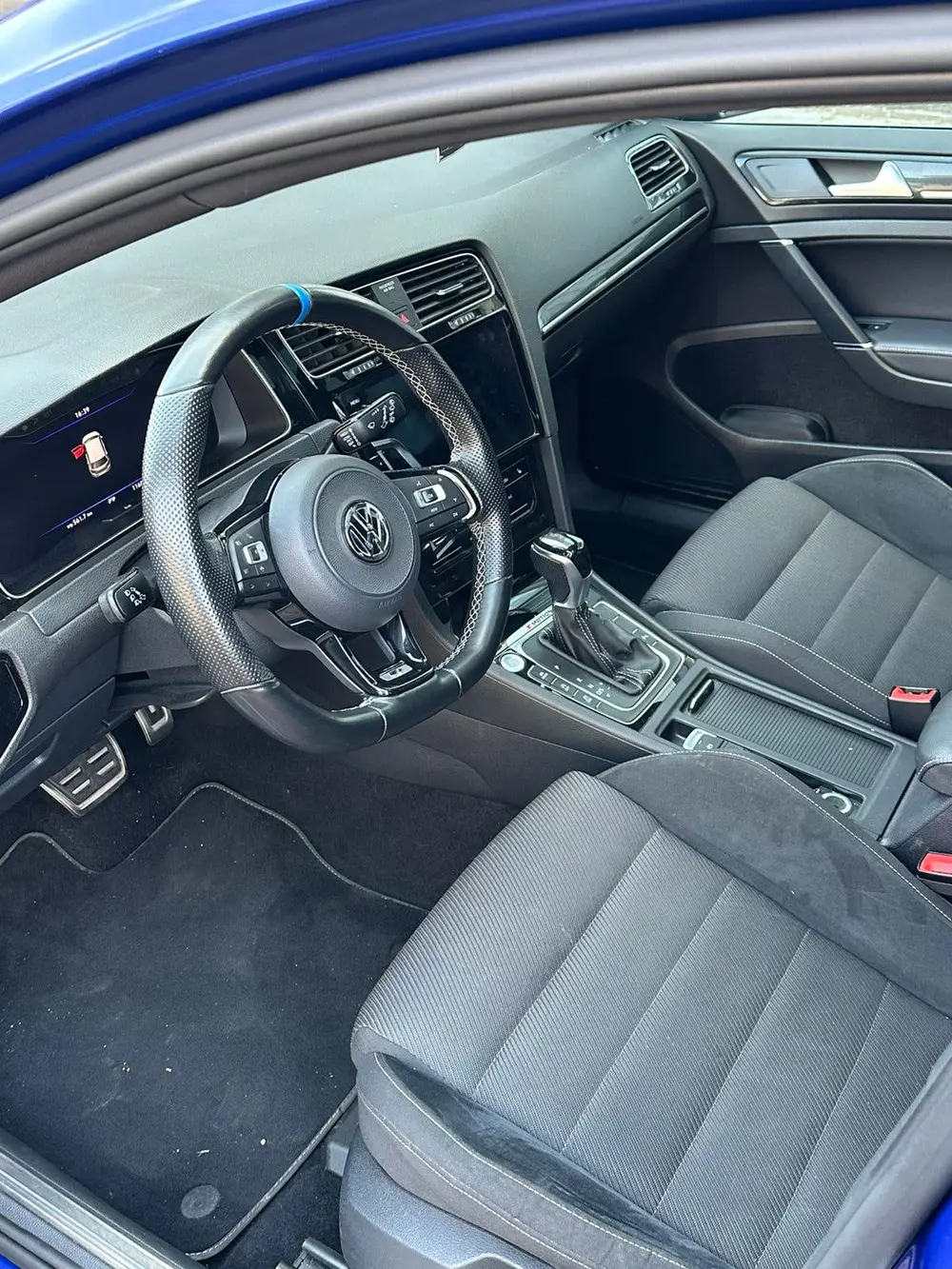 Volkswagen Golf VII Golf 2.0 TSI 300pk 4Motion 5D 2019 Blauw uit 2019, foto 5