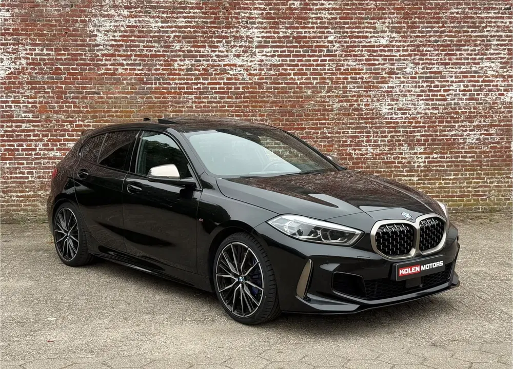 BMW 1-serie M135i xDrive High Executive Edition -PANO uit 2020