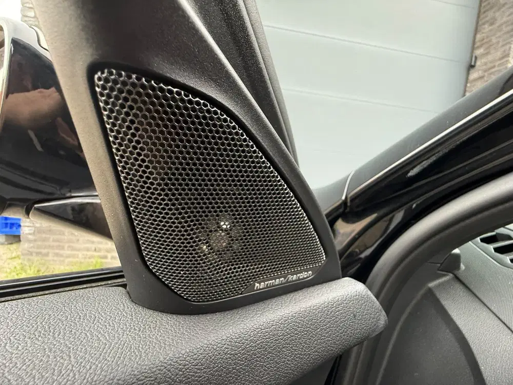 BMW 1-serie M135i xDrive High Executive Edition -PANO uit 2020, foto 20