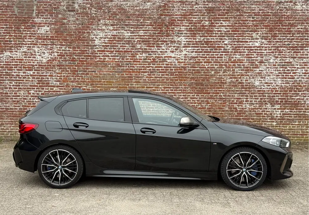 BMW 1-serie M135i xDrive High Executive Edition -PANO uit 2020, foto 4