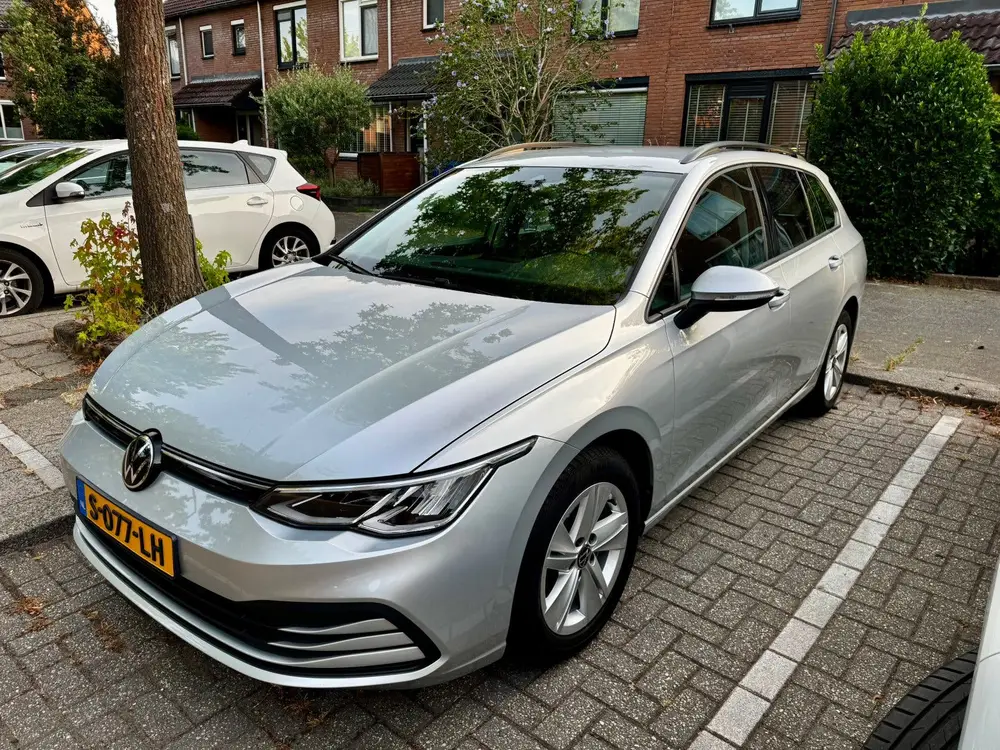 Volkswagen Golf Variant 1.0 Etsi 110pk Dsg-7 2021 Grijs uit 2021