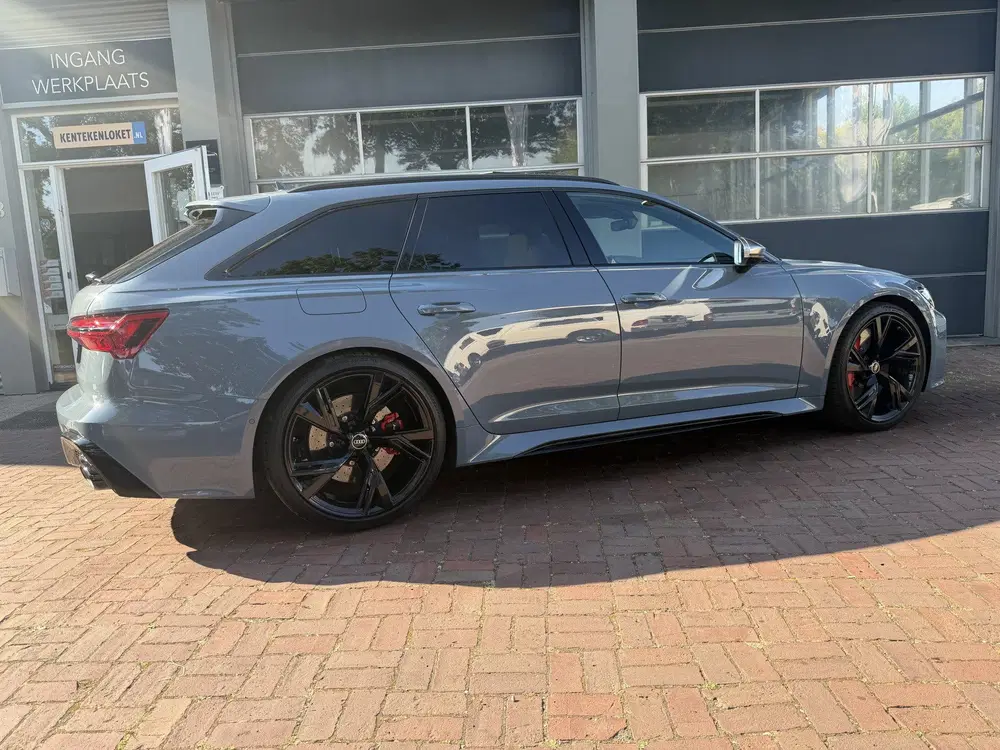 Audi RS6 TFSI quattro Dynamic Plus uit 2021, foto 2