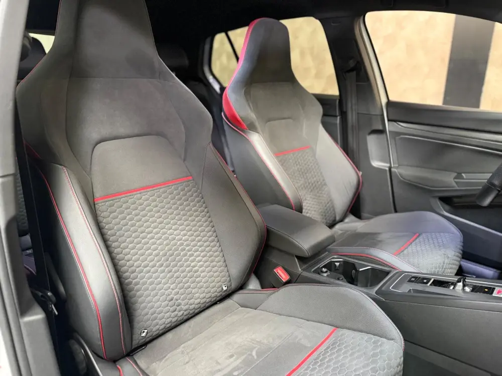 Volkswagen GOLF 2.0 TSI GTI Clubsport | Pano | Keyless | Sfe uit 2021, foto 12