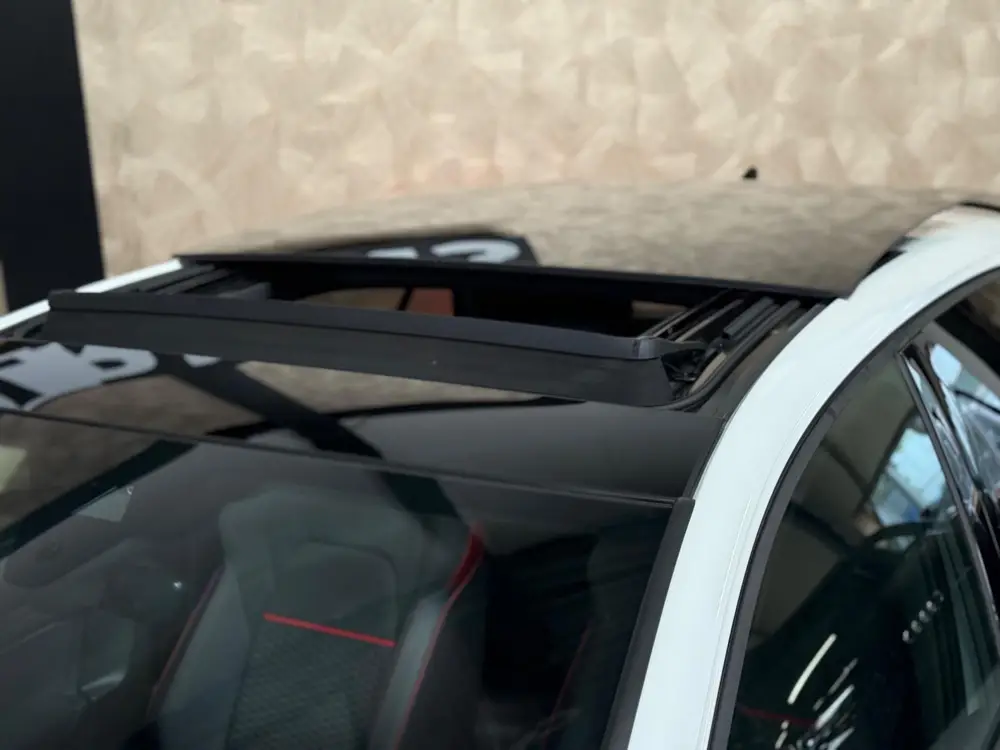 Volkswagen GOLF 2.0 TSI GTI Clubsport | Pano | Keyless | Sfe uit 2021, foto 4