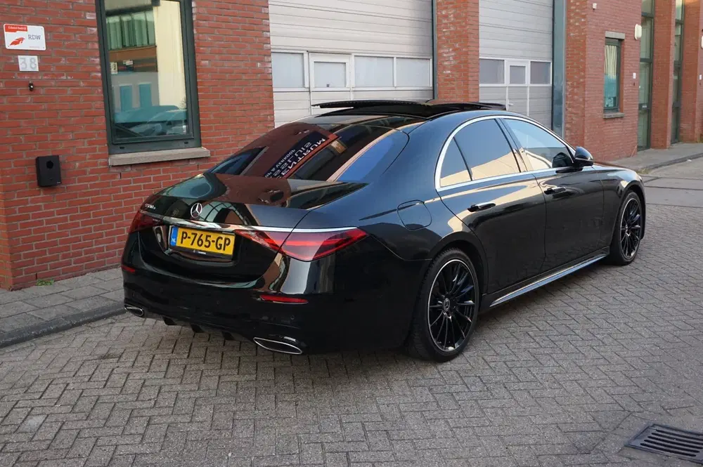 Mercedes-Benz S-Klasse 580 e AMG Line Pano uit 2022, foto 3