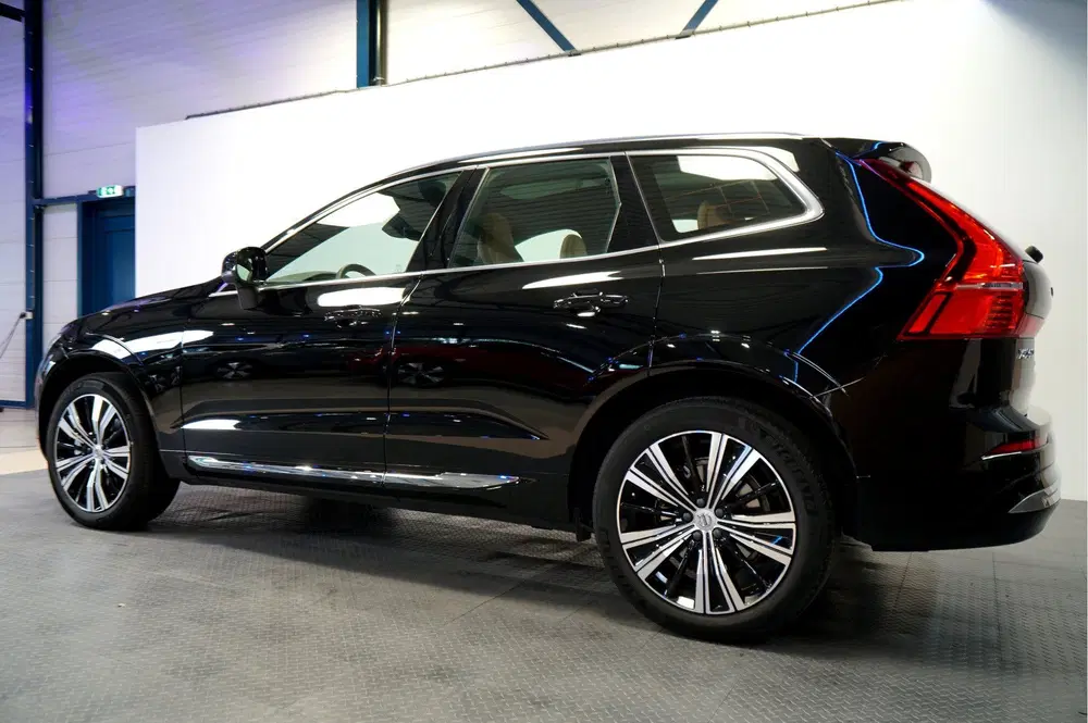 Volvo XC60 B4 155kW uit 2023, foto 17
