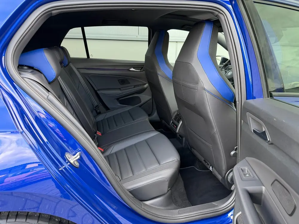Volkswagen GOLF 2.0 TSI R 4Motion/AKRA/HUD/H&K/Downpipe/440P uit 2021, foto 20