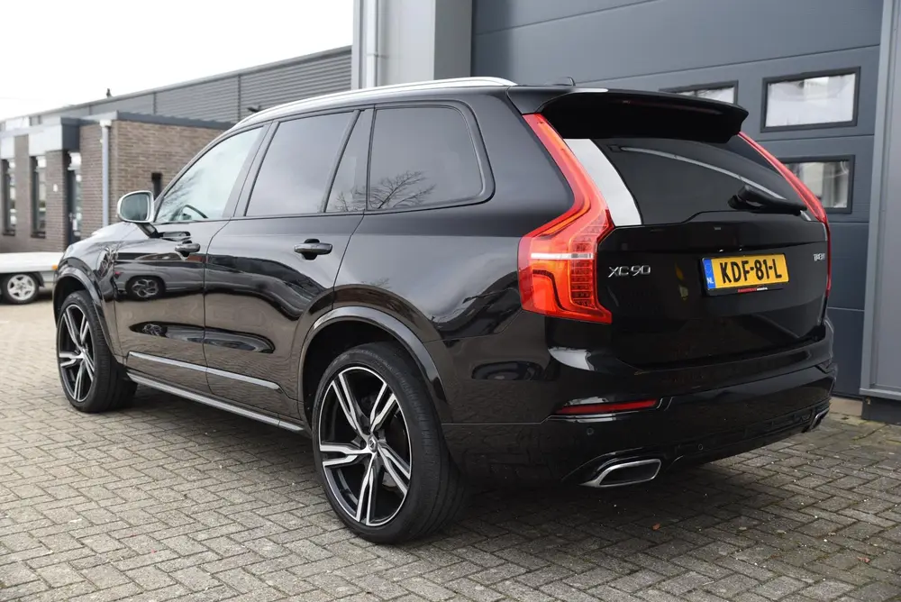 Volvo XC90 2.0 T8 Twin Engine AWD R-Design Pano uit 2019, foto 12