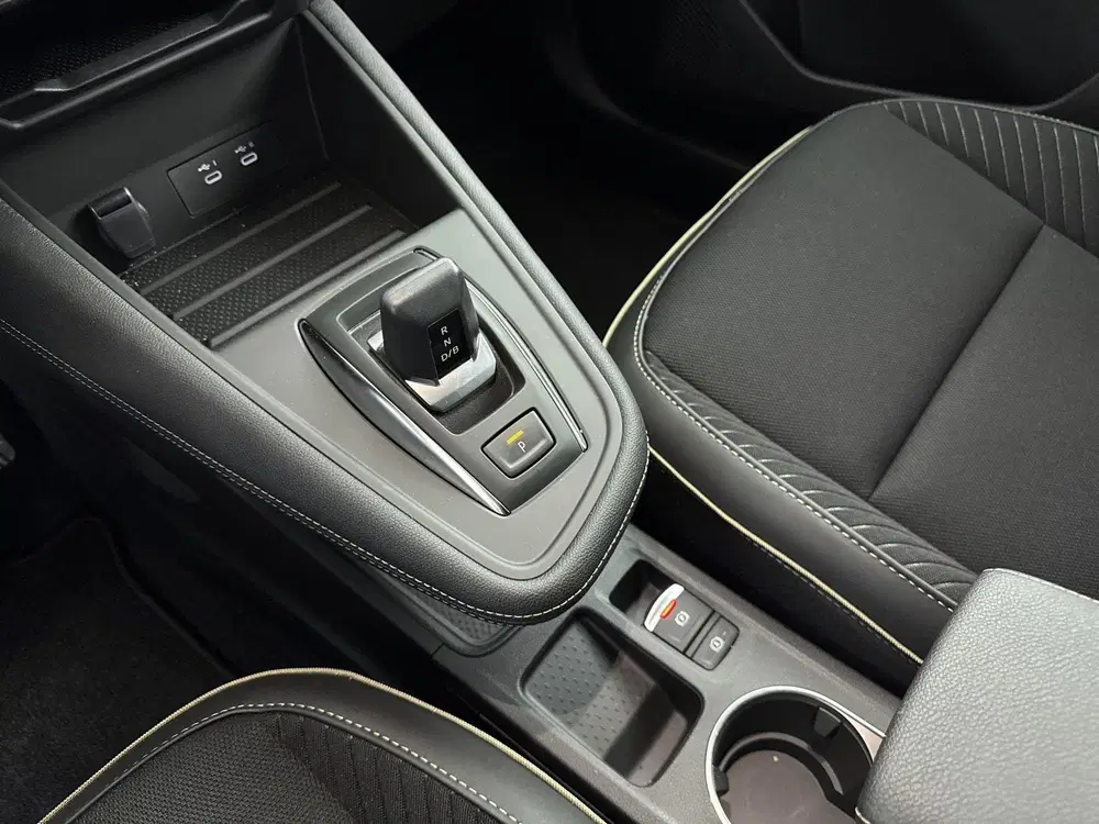 Renault Symbioz 1.8 E-Tech Full Hybrid Iconic 160PK uit 2026, foto 13