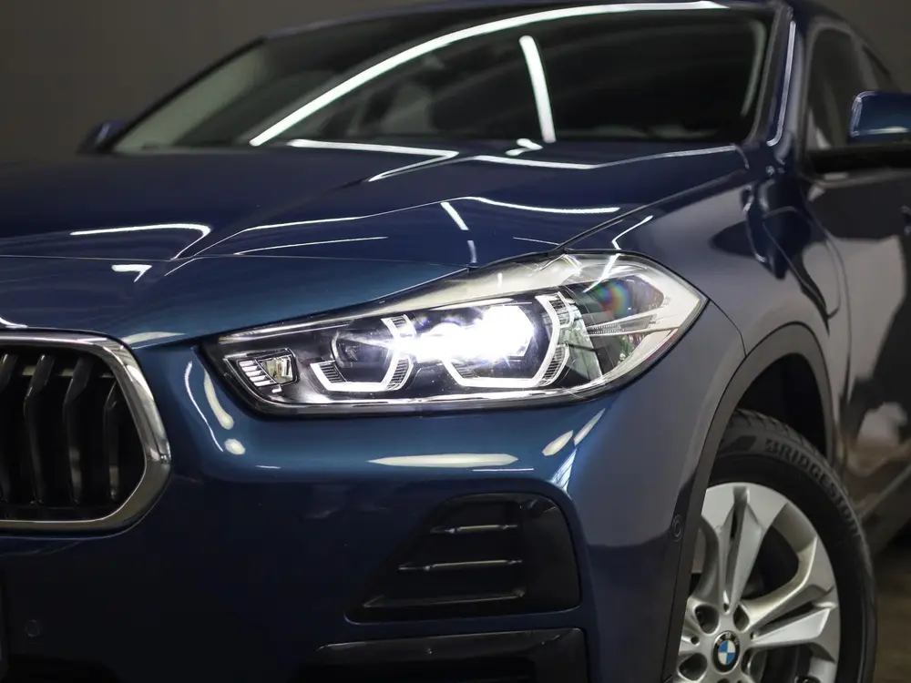 BMW X2 xDrive25e Executive uit 2021, foto 7