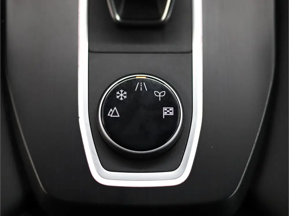 Nissan Qashqai 1.3 MHEV Xtronic 4WD N-Connecta uit 2022, foto 9