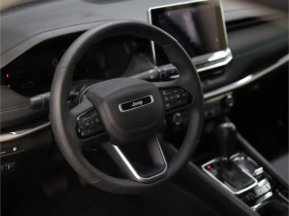 Jeep Compass 4xe 240 Plug-in Hybrid Upland uit 2022, foto 4