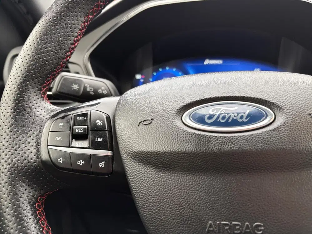 Ford Kuga 2.5 PHEV ST-Line 225PK uit 2023, foto 12