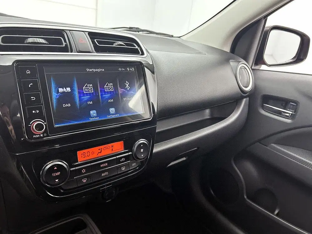 Mitsubishi Space Star 1.2 71pk Dynamic uit 2023, foto 19