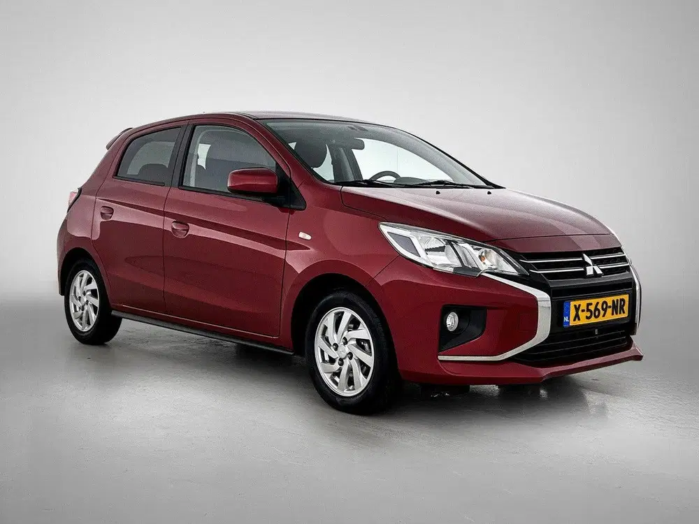 Mitsubishi Space Star 1.2 71pk Dynamic uit 2023, foto 2