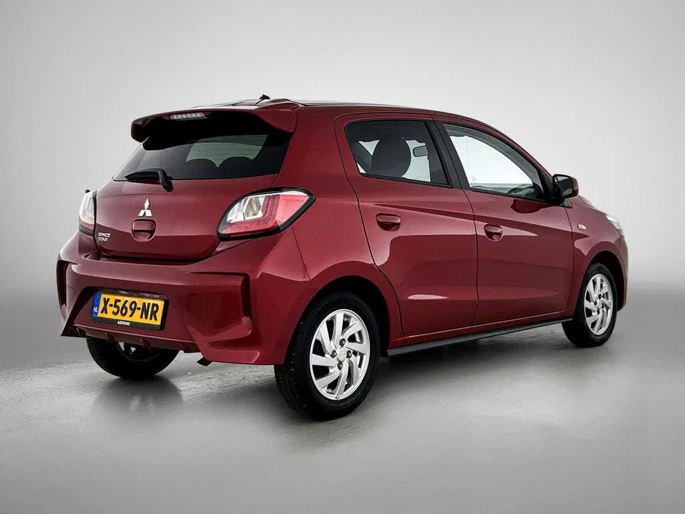 Mitsubishi Space Star 1.2 71pk Dynamic uit 2023, foto 8