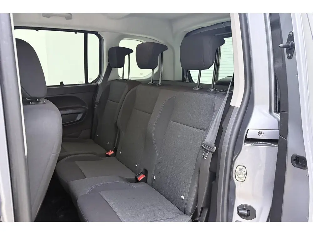 Peugeot Rifter 1.2 Puretech GT-Line | Trekhaak | Navigatie | uit 2019, foto 16