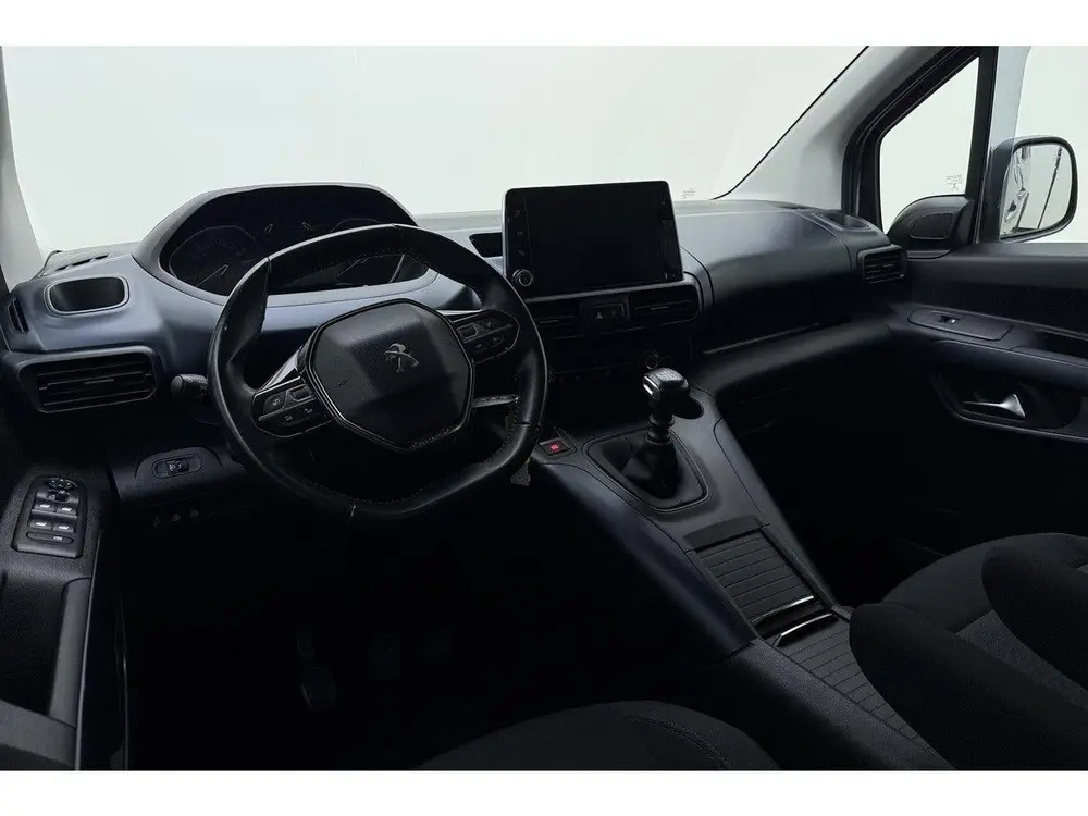 Peugeot Rifter 1.2 Puretech GT-Line | Trekhaak | Navigatie | uit 2019, foto 17