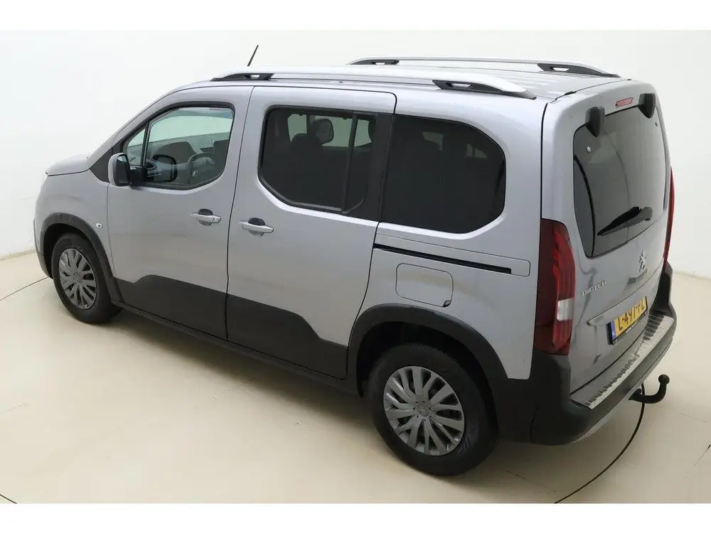 Peugeot Rifter 1.2 Puretech GT-Line | Trekhaak | Navigatie | uit 2019, foto 4