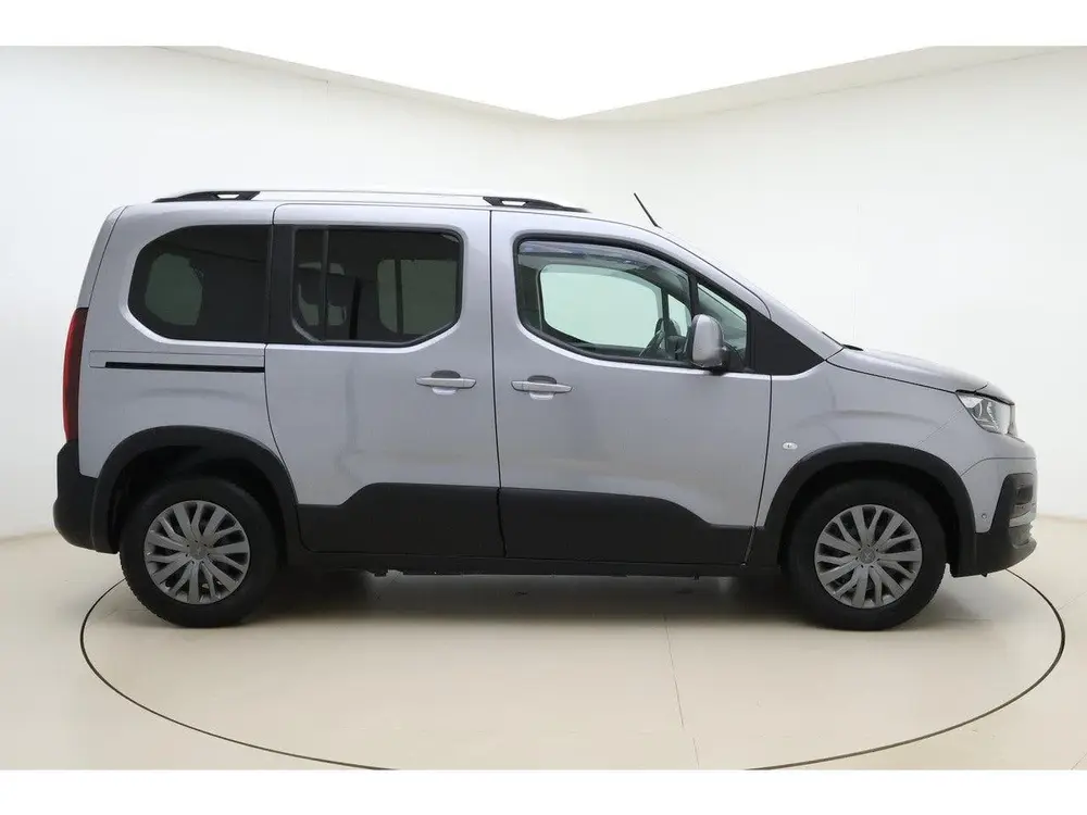 Peugeot Rifter 1.2 Puretech GT-Line | Trekhaak | Navigatie | uit 2019, foto 9