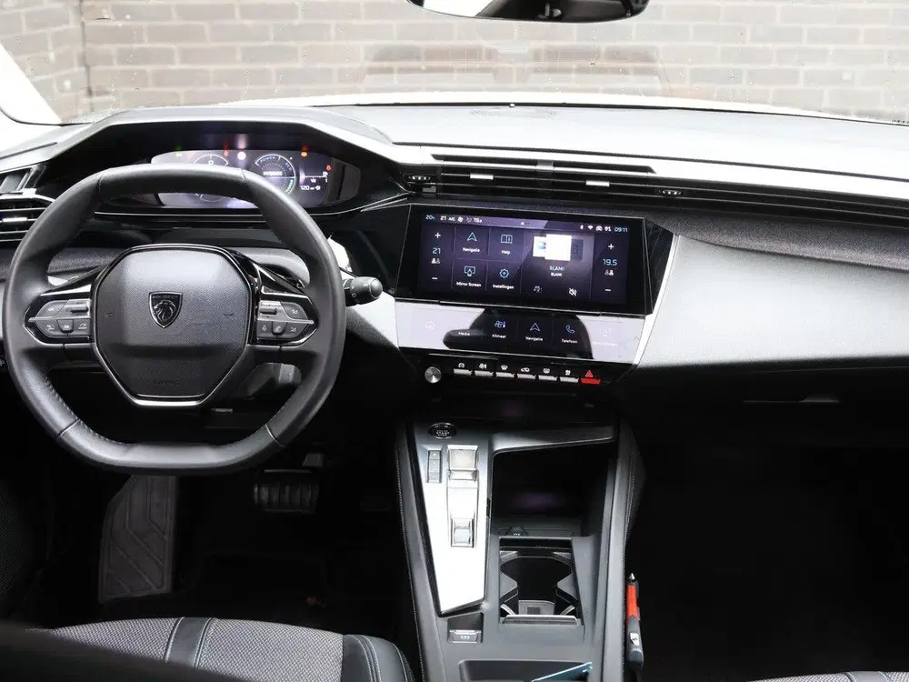 Peugeot 308 Allure Pack Business 180pk HYbrid uit 2022, foto 14