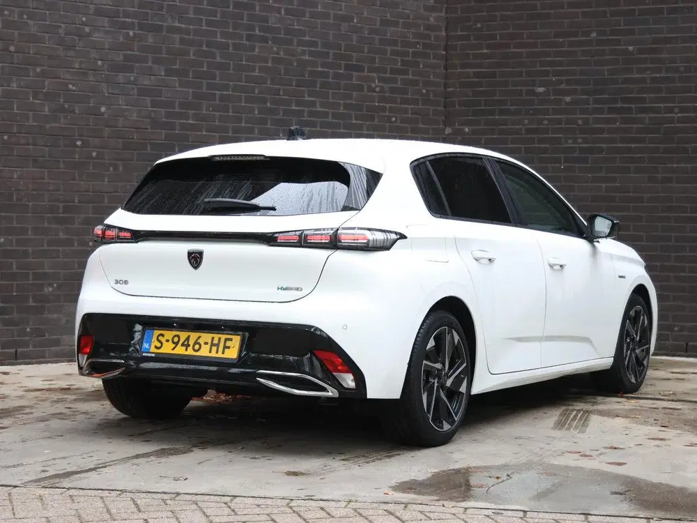 Peugeot 308 Allure Pack Business 180pk HYbrid uit 2022, foto 3