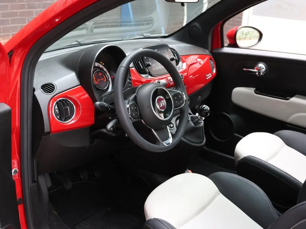 Fiat 500 70pk Hybrid Dolcevita uit 2022, foto 11
