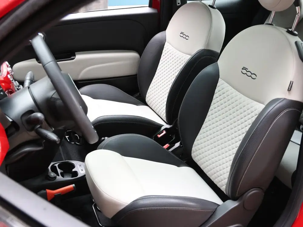Fiat 500 70pk Hybrid Dolcevita uit 2022, foto 12
