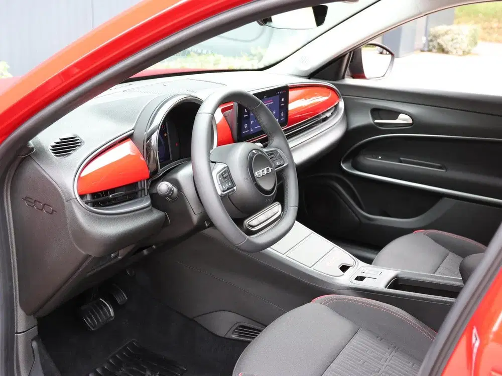 Fiat 600e RED 54 kWh uit 2024, foto 11