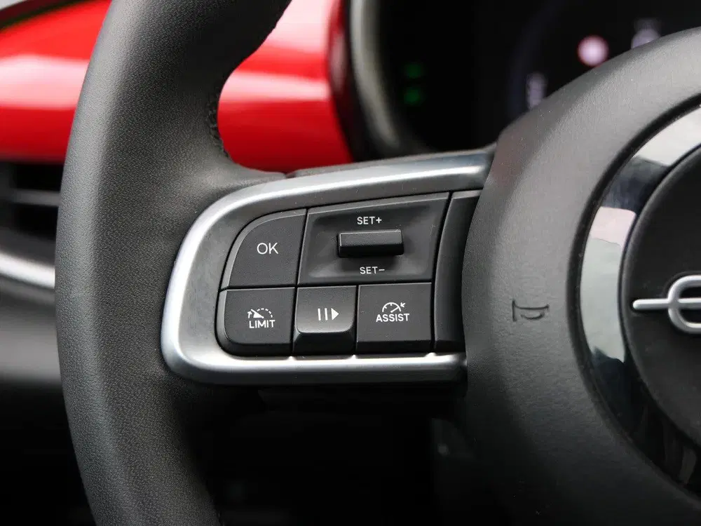Fiat 600e RED 54 kWh uit 2024, foto 19