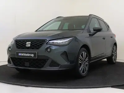 SEAT Arona 1.0 TSI 96PK Style Business Intense Apple uit 2022
