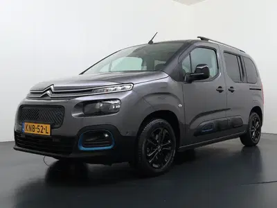 Citroën Berlingo Shine 50 kWh 136pk Automaat uit 2022