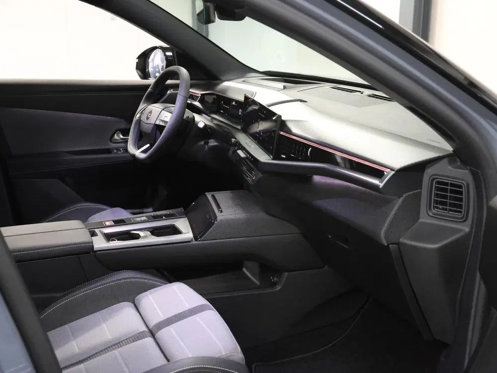 Opel Grandland 1.2 145PK Turbo Hybrid GS uit 2025, foto 9