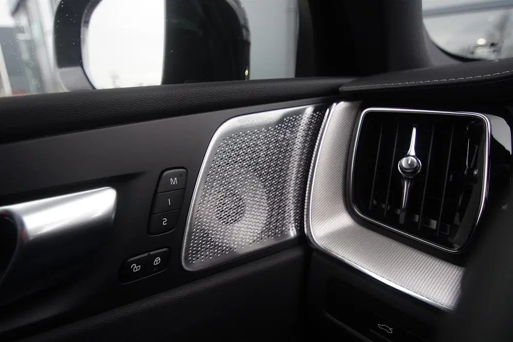 Volvo XC60 T6-AWD Black-Ultra uit 2025, foto 11