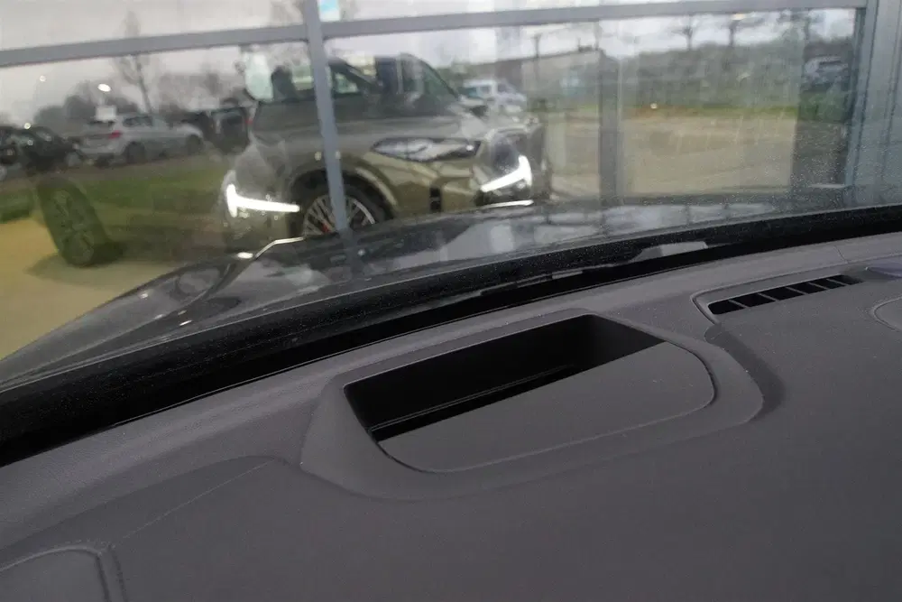 Volvo XC60 T6-AWD Black-Ultra uit 2025, foto 14