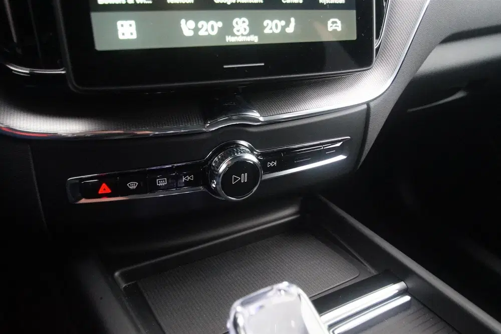 Volvo XC60 T6-AWD Black-Ultra uit 2025, foto 6