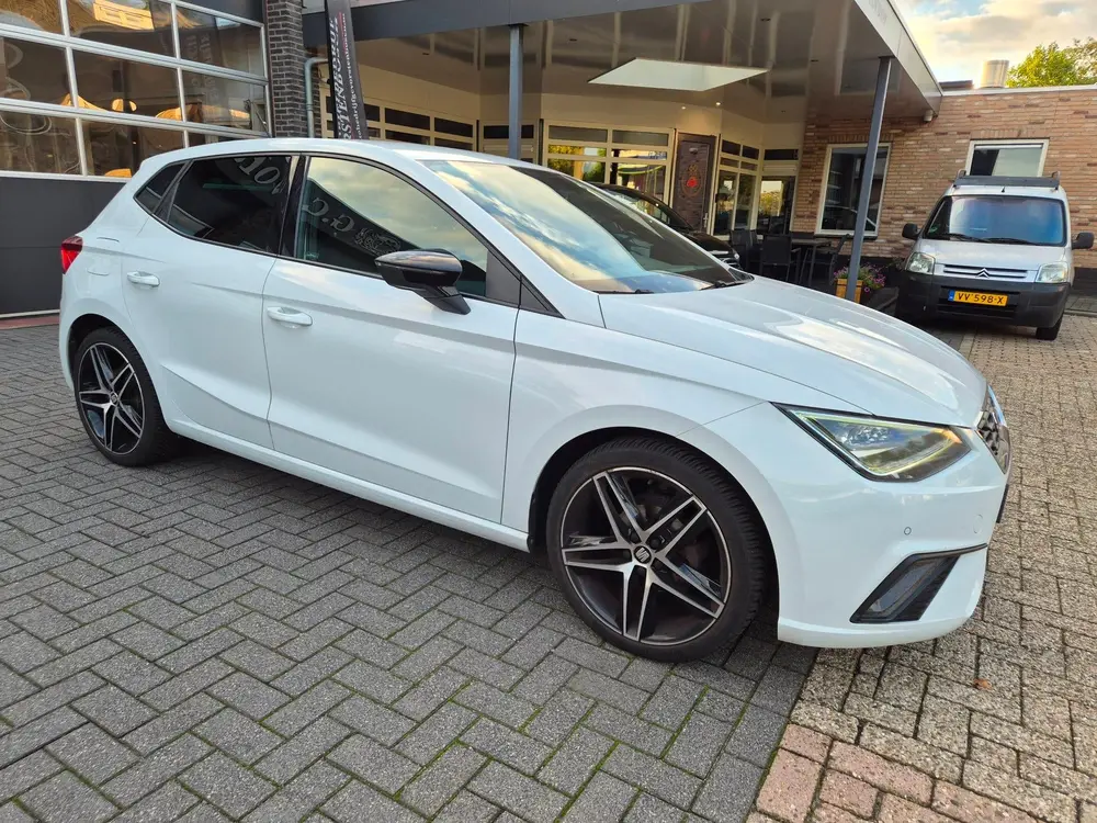 SEAT Ibiza 1.0 TSI FR Business Intense uit 2019, foto 10