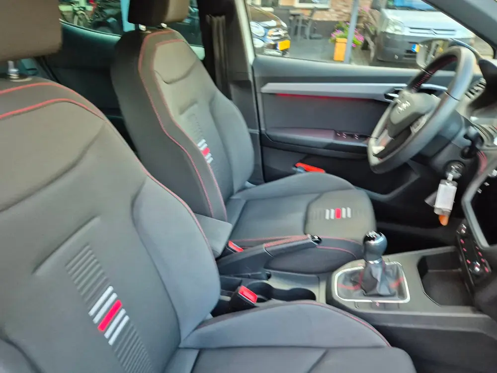 SEAT Ibiza 1.0 TSI FR Business Intense uit 2019, foto 12