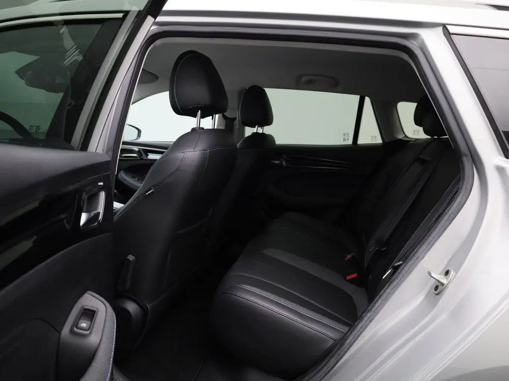 MG MG5 Long Range Luxury 61 kWh uit 2023, foto 11