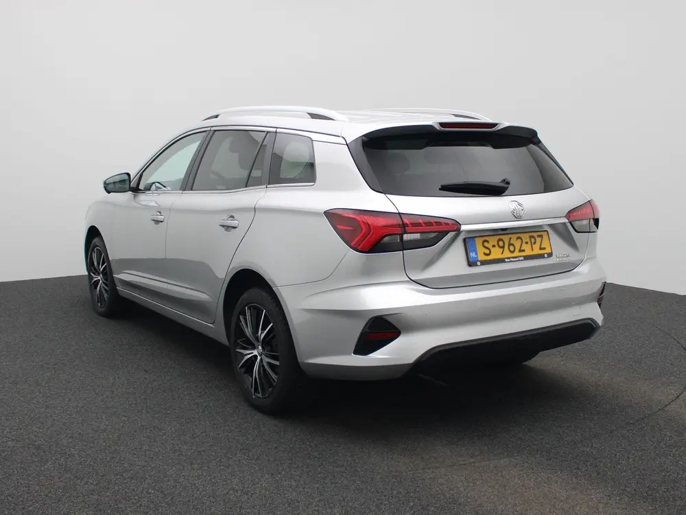 MG MG5 Long Range Luxury 61 kWh uit 2023, foto 3