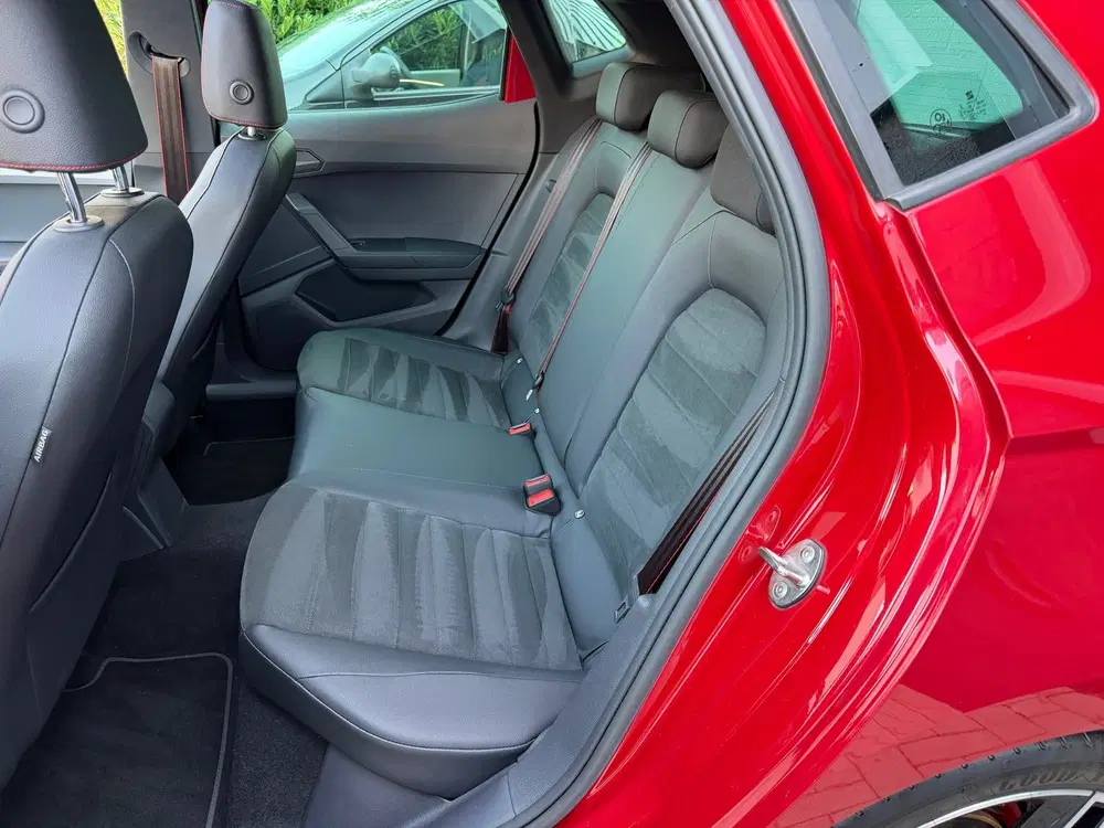 SEAT Ibiza 1.0 TSI FR Business Intense uit 2020, foto 20