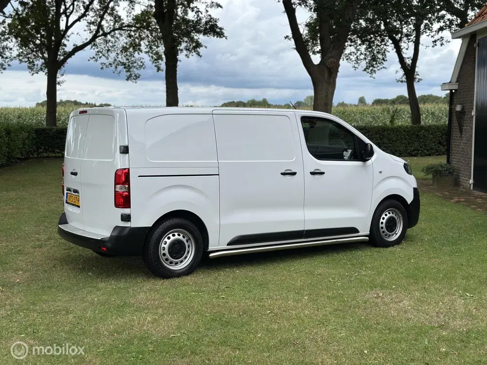 Peugeot Expert EV L2 75 kWh Premium uit 2023, foto 5