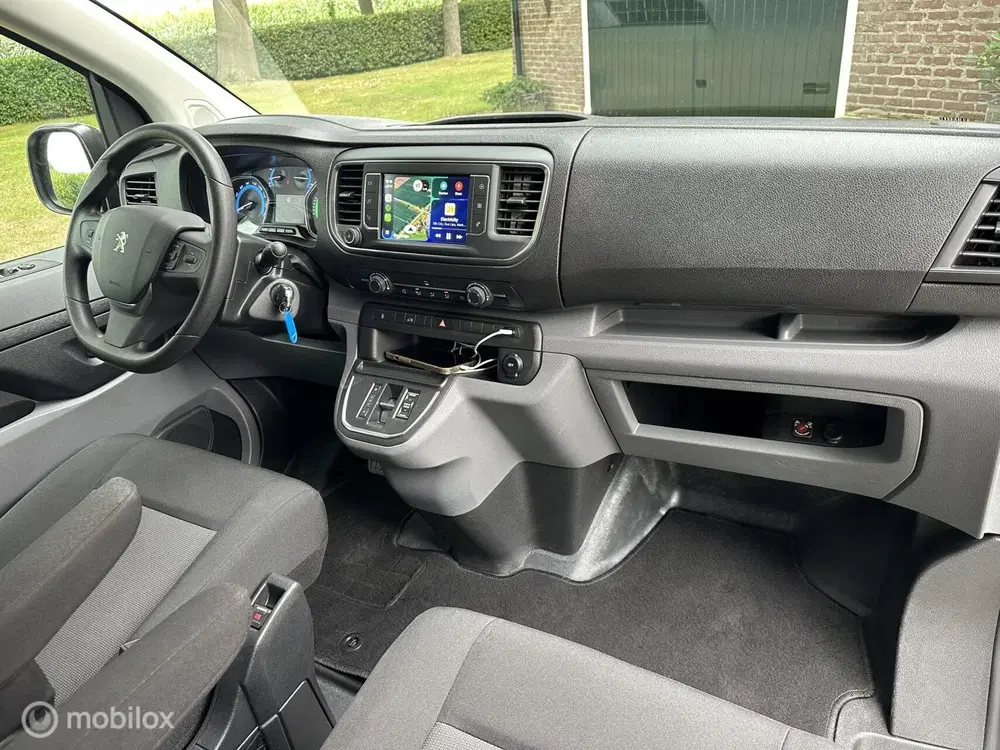 Peugeot Expert EV L2 75 kWh Premium uit 2023, foto 8
