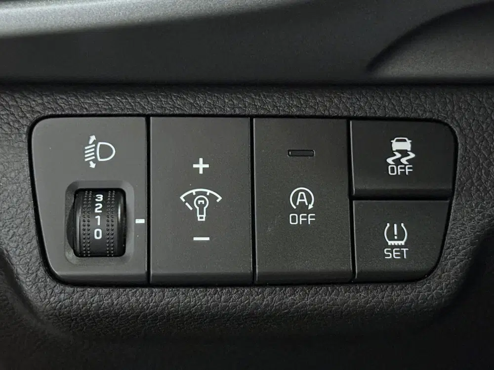 Kia Stonic 1.0 T-GDi MHEV DynamicLine uit 2020, foto 20