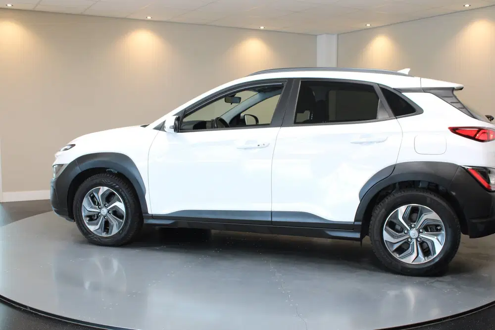 Hyundai KONA 1.6 GDI HEV *Dealer OH* Trekhaak uit 2021, foto 2